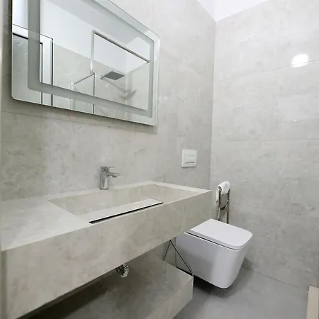 Apartment's *